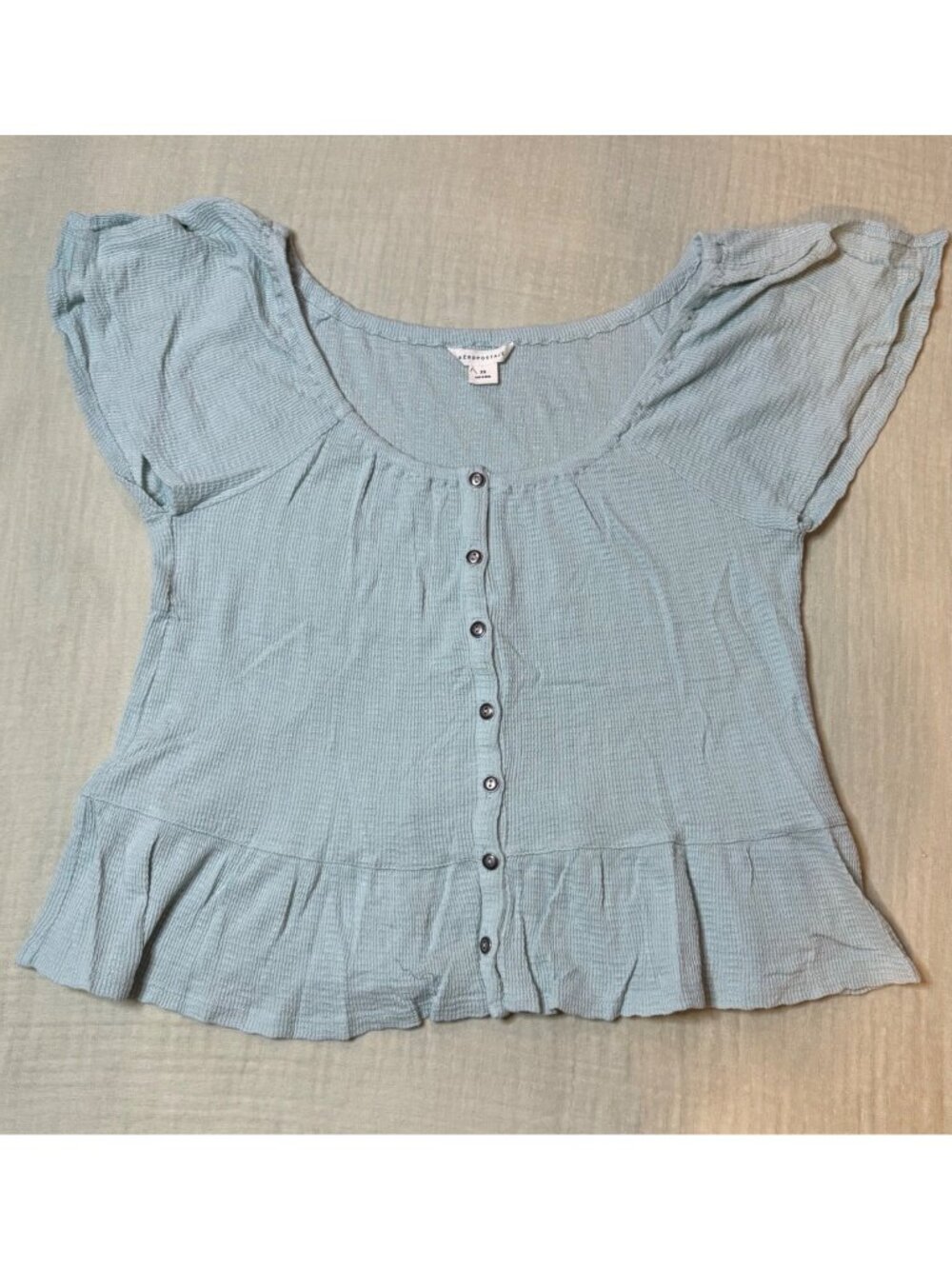 Aéropostale Women's XS Light Blue Button-Front Waffle Knit Ruffle Hem Top